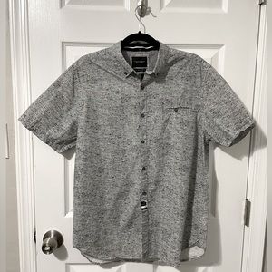 Men’s casual shirt